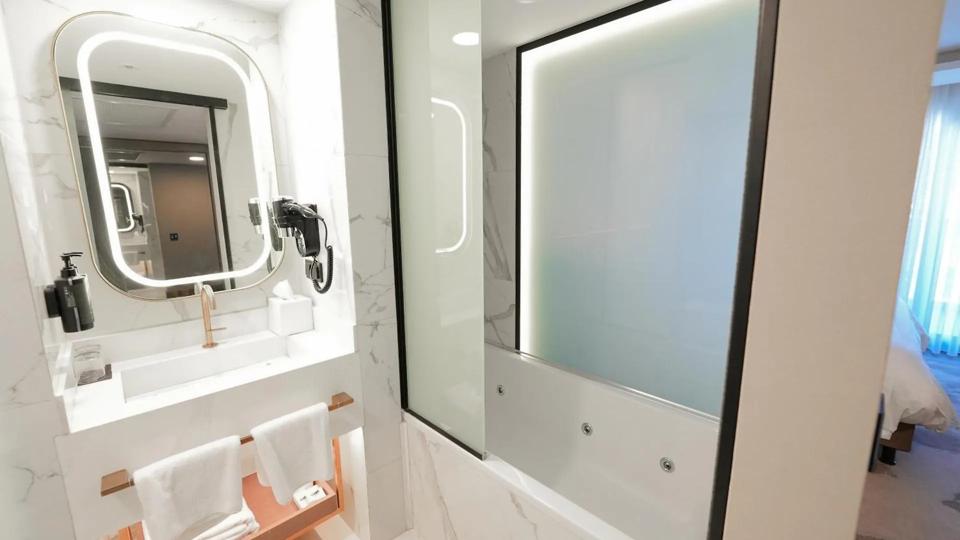 **** Отель Boreas Hotel, Trademark Collection By Wyndham Турция